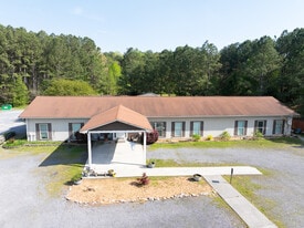 1240 Dawnville Rd NE, Dalton GA - Airbnb Property
