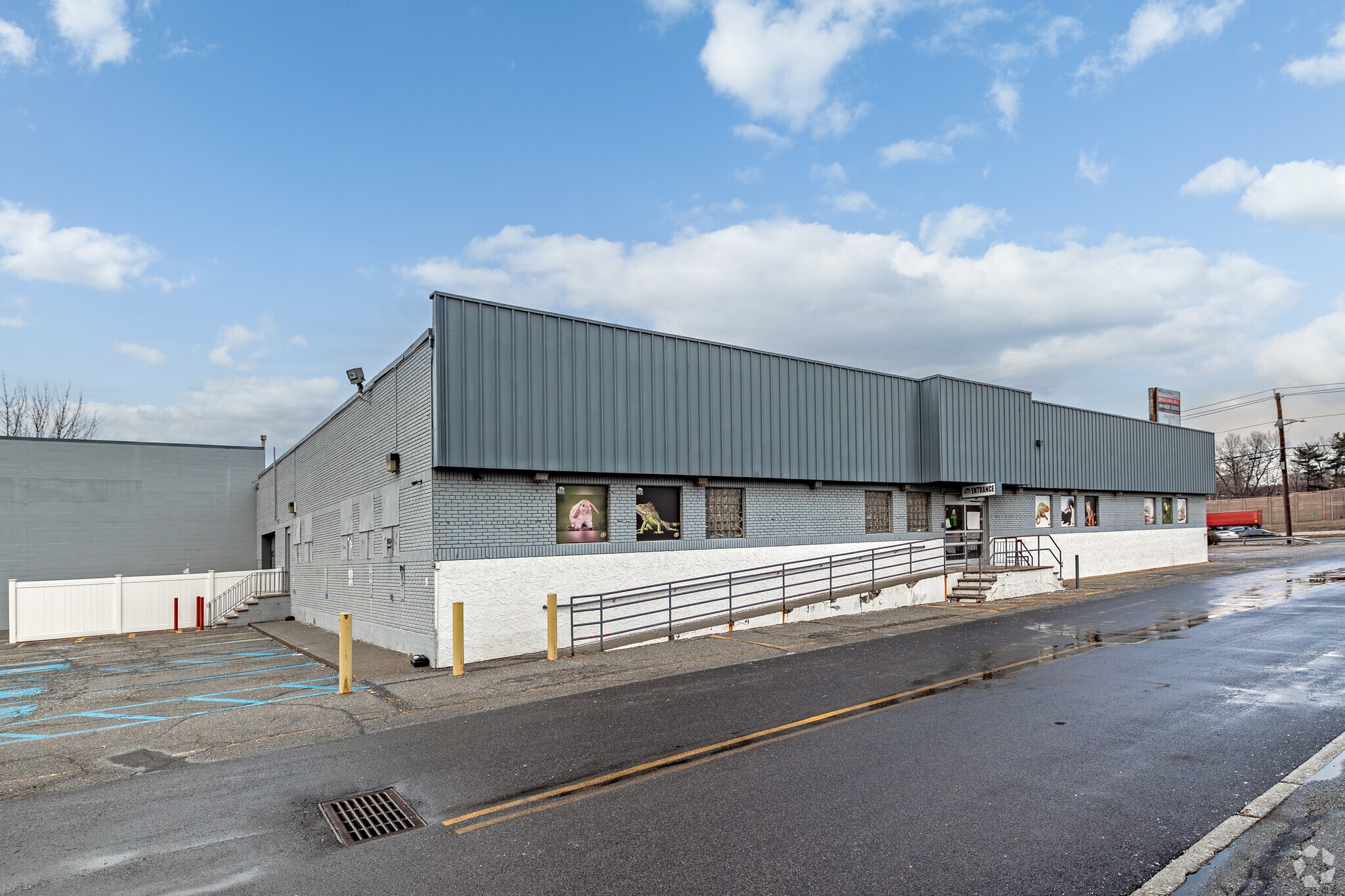 240 State Rt 17 S, Lodi, NJ for lease Primary Photo- Image 1 of 22