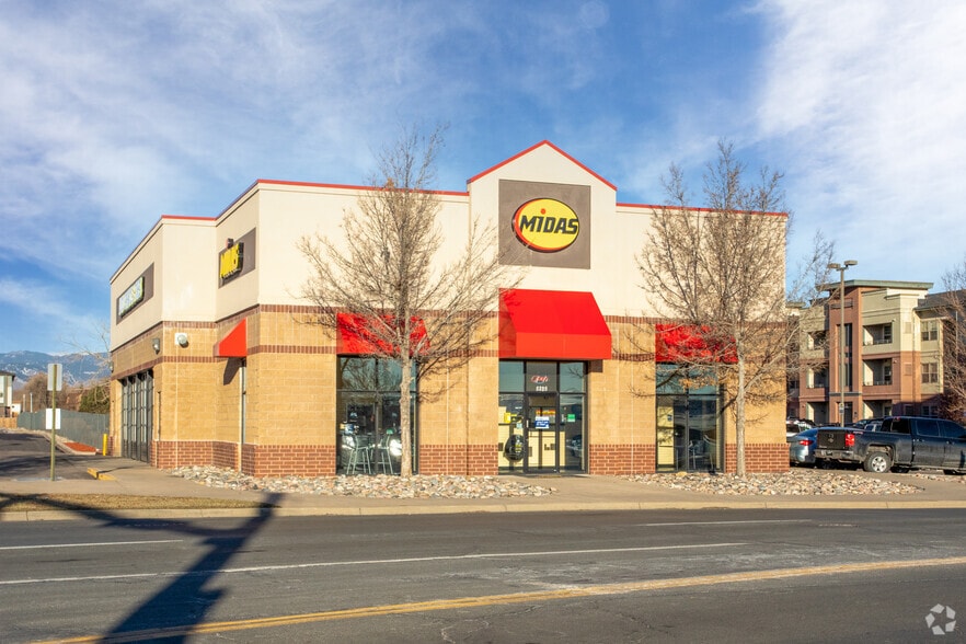 5325 Olde Wadsworth Blvd, Arvada, CO 80002