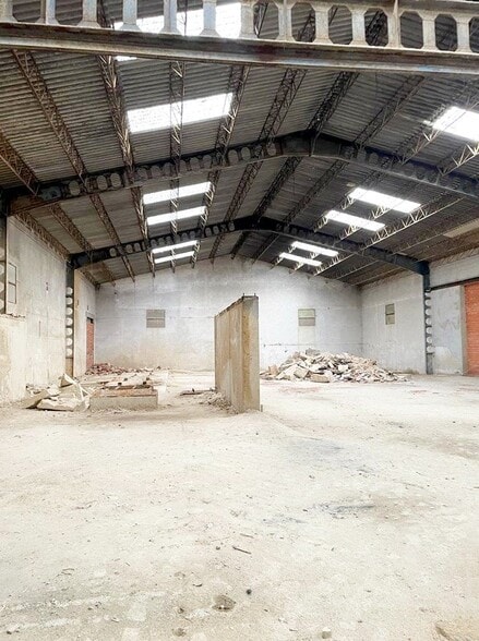 Industrial in Villamayor for sale - Building Photo - Image 1 of 7