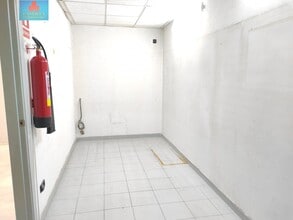 Retail in Ávila, Ávila for lease Interior Photo- Image 2 of 7