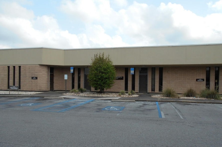 350 Redstone Ave W, Crestview, FL for sale - Primary Photo - Image 1 of 1