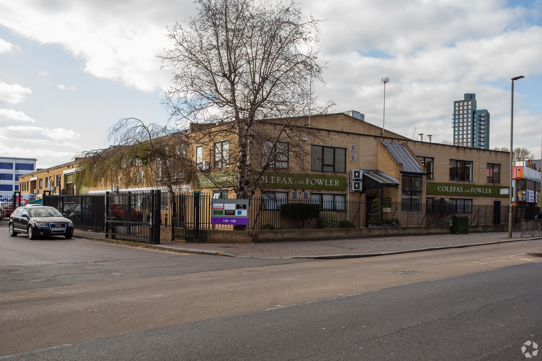 118-120 Garratt Ln, London for sale Primary Photo- Image 1 of 1