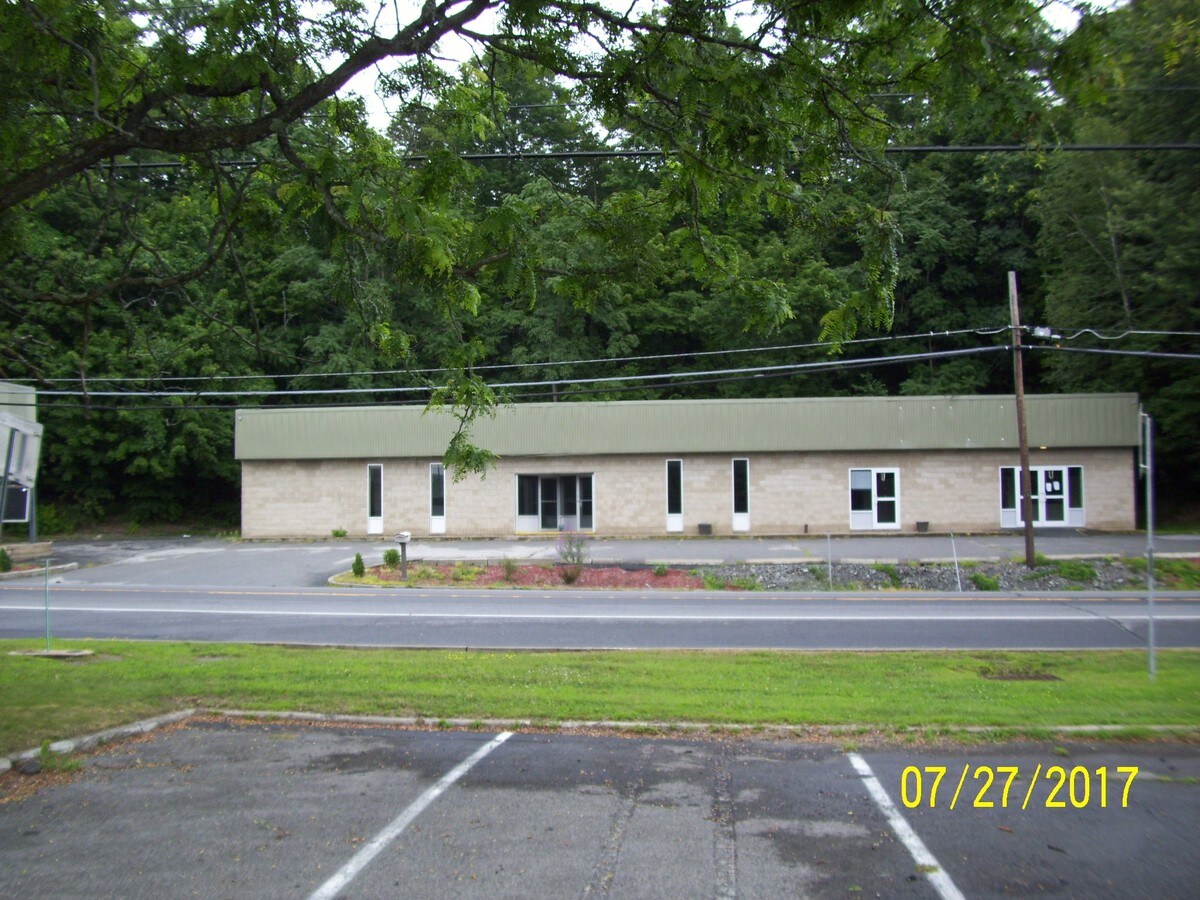 2016 Ulster Ave, Lake Katrine, NY 12449