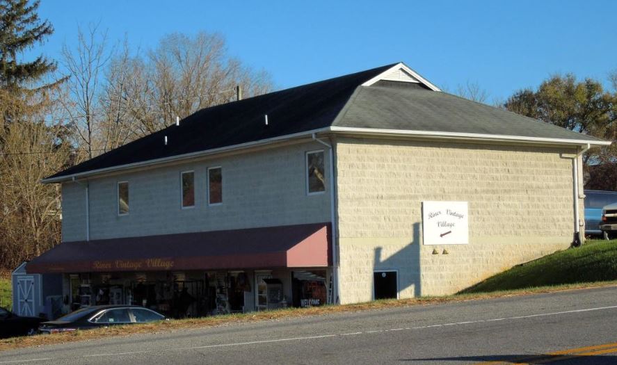 4008 Riner Rd, Riner, VA for sale - Primary Photo - Image 1 of 1