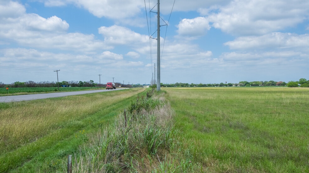 ALTERNATE 90 TX, Seguin, TX for sale - Primary Photo - Image 1 of 1