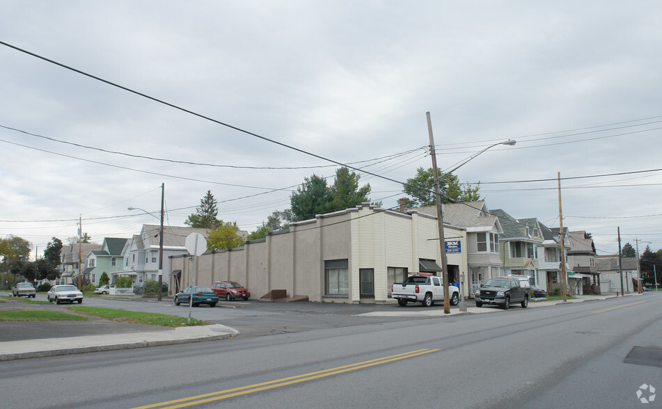 1731 Broadway, Schenectady, NY for sale - Primary Photo - Image 1 of 1