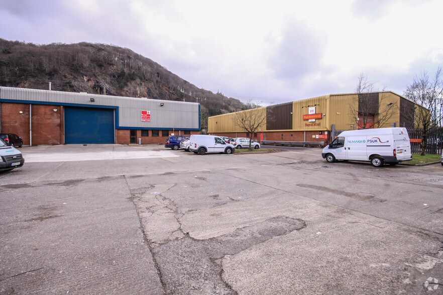 Ynys Bridge Ct, Cardiff for sale - Primary Photo - Image 1 of 1