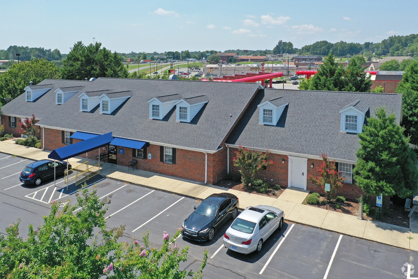 873 Heather Rd, Burlington, NC 27215