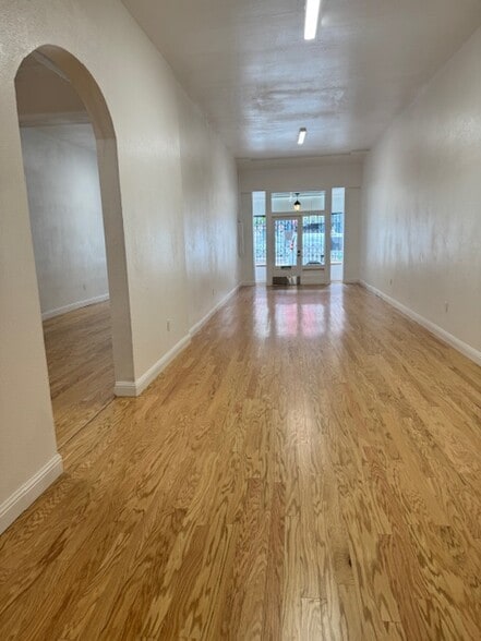 404 Broadway, San Francisco, CA for lease - Primary Photo - Image 1 of 9