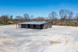 130 Jackson st, Cedartown GA - Parking Garage