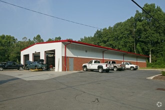 1520 Alamance Church Rd, Greensboro, NC for lease Building Photo- Image 1 of 2