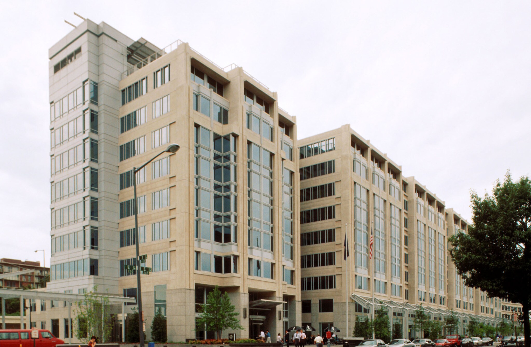 300 E St SW, Washington, DC for sale Primary Photo- Image 1 of 1