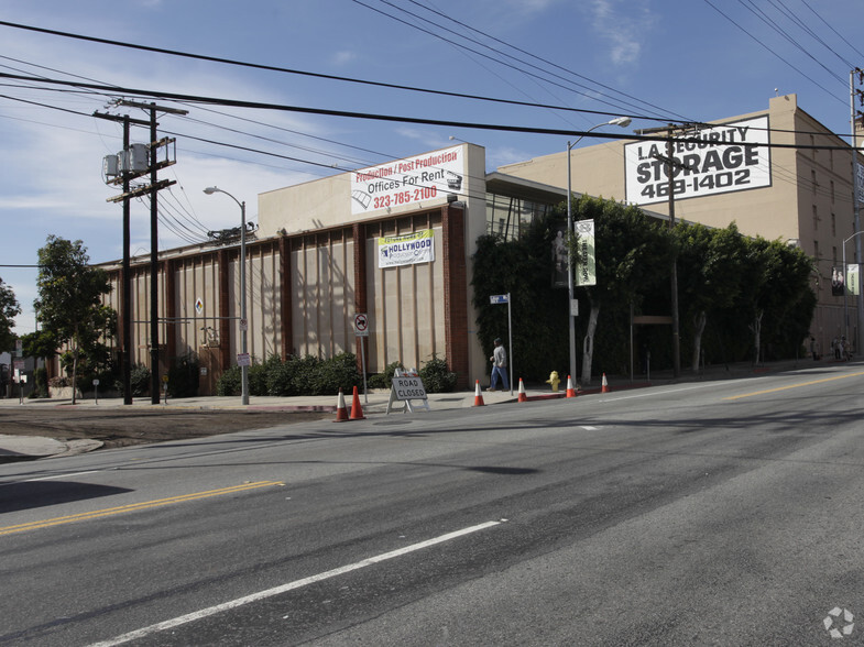 6350 Santa Monica Blvd, Los Angeles, CA for lease - Building Photo - Image 1 of 4