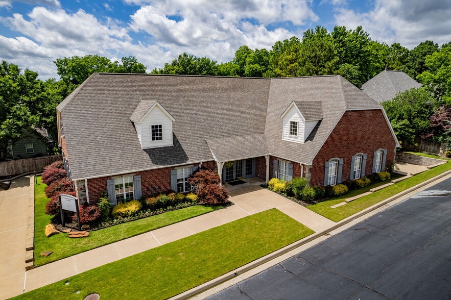 6119 E 91st St, Tulsa, OK for sale - Building Photo - Image 1 of 17