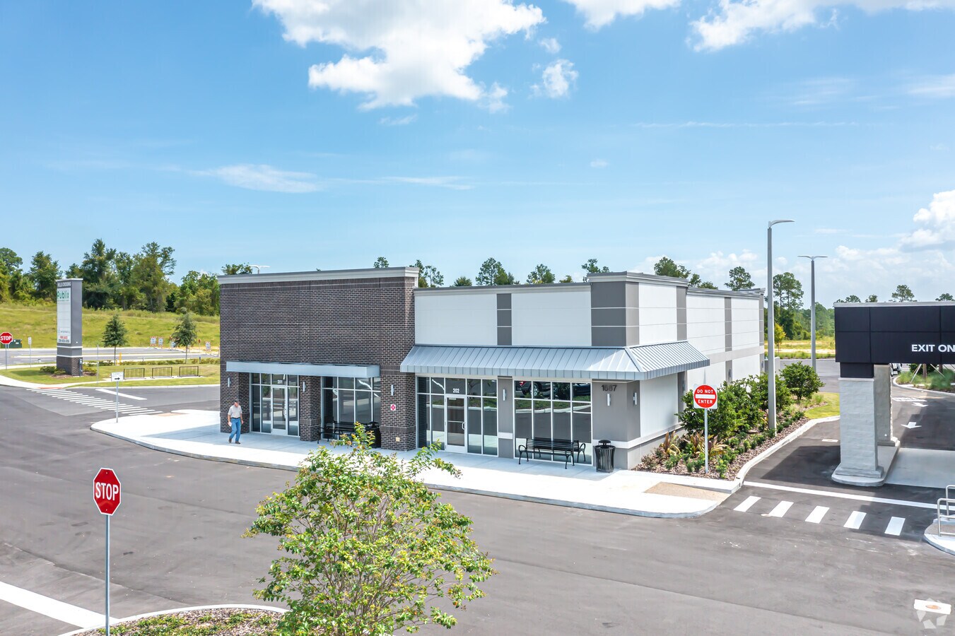 1687 N Hancock Rd, Minneola, FL 34715