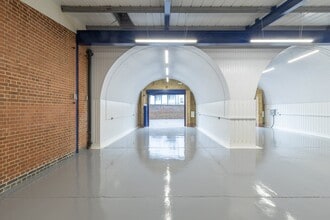 Ffinch St, London for lease Interior Photo- Image 1 of 1