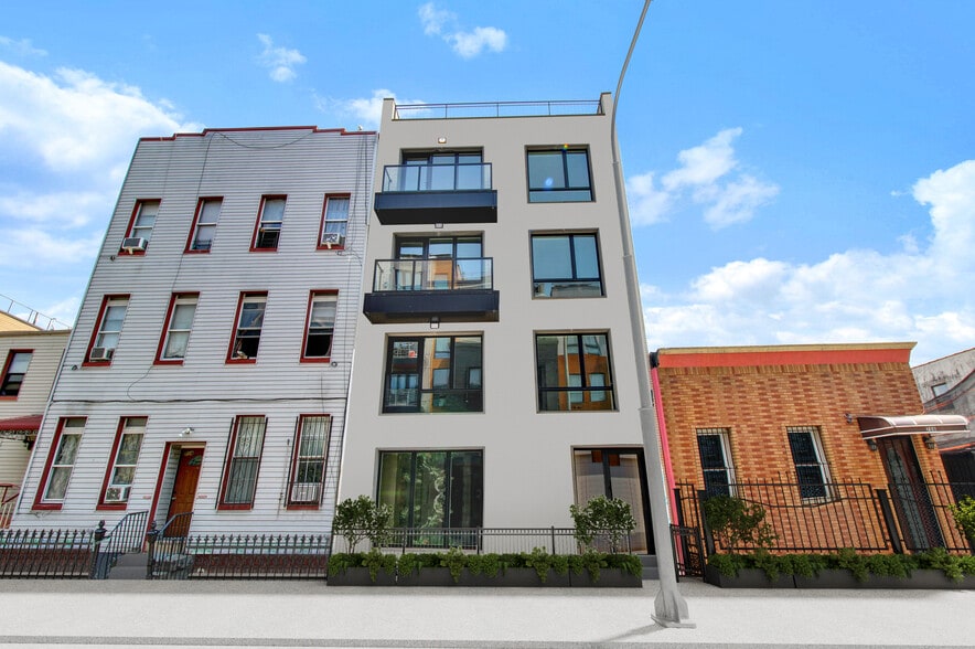 710 Hart St, Brooklyn, NY for sale - Building Photo - Image 1 of 6