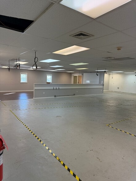 5007 Industrial Rd, Wall, NJ for lease - Building Photo - Image 3 of 12