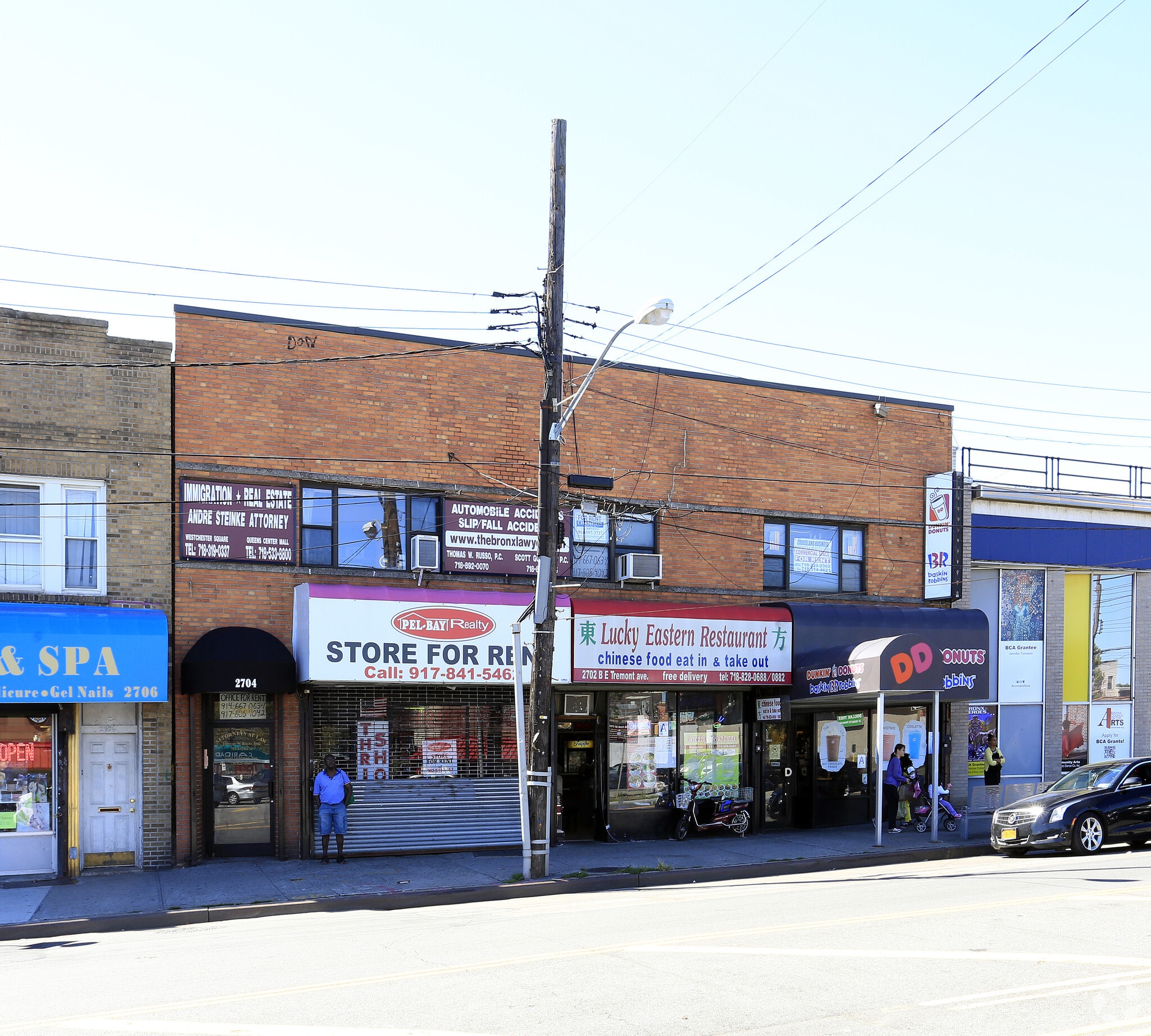2702-2704 E Tremont Ave, Bronx, NY for lease Primary Photo- Image 1 of 16