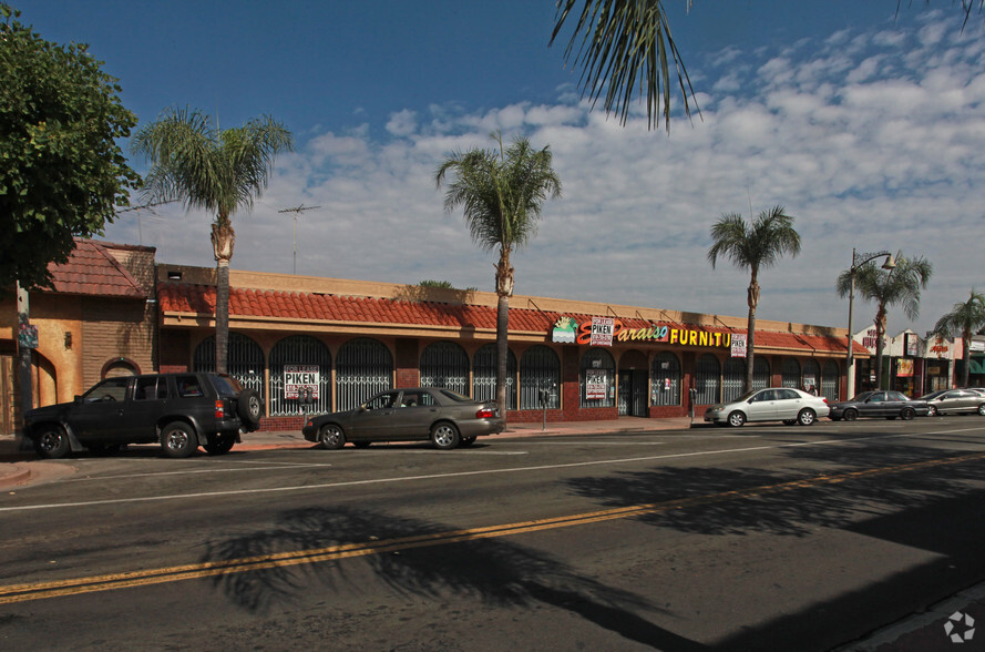 1033 San Fernando Rd, San Fernando, CA for sale - Primary Photo - Image 1 of 1