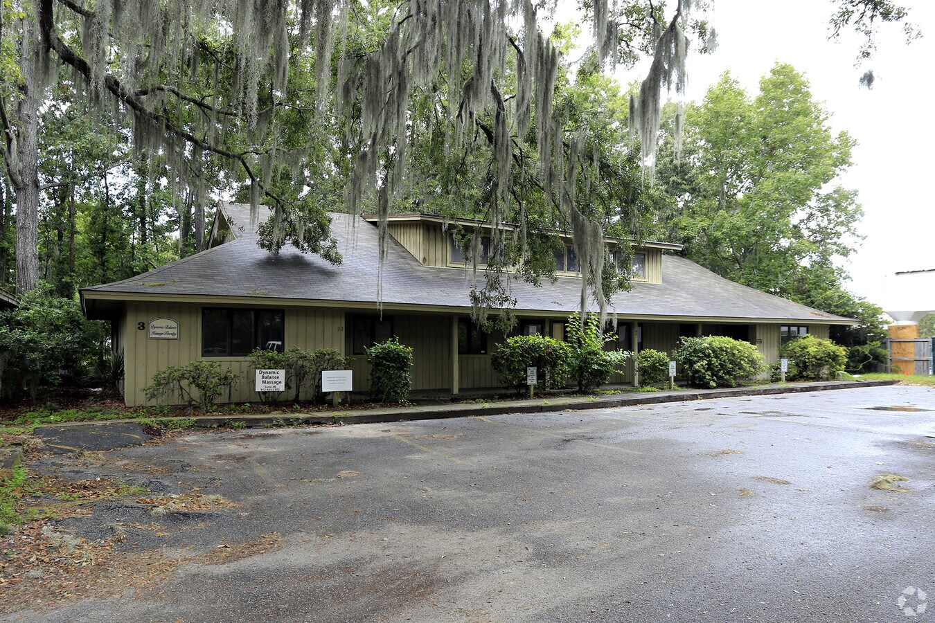 7373 Hodgson Memorial Dr, Savannah, GA 31406