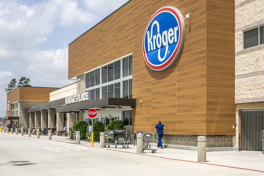 4057 Riley Fuzzel Rd, Spring, TX for sale - Building Photo - Image 1 of 1