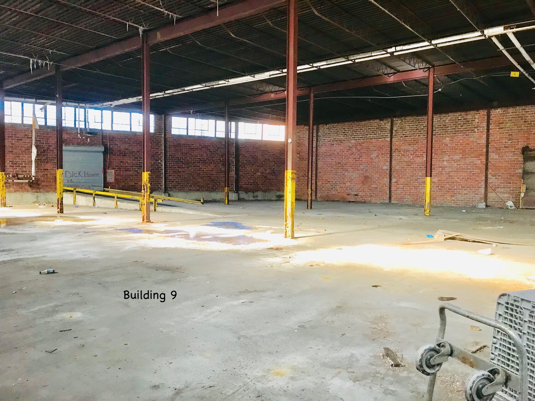 600 N Queen St, Martinsburg, WV for sale Primary Photo- Image 1 of 1