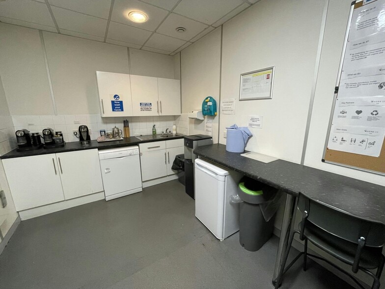 Ampress Ln, Lymington for lease - Building Photo - Image 3 of 14