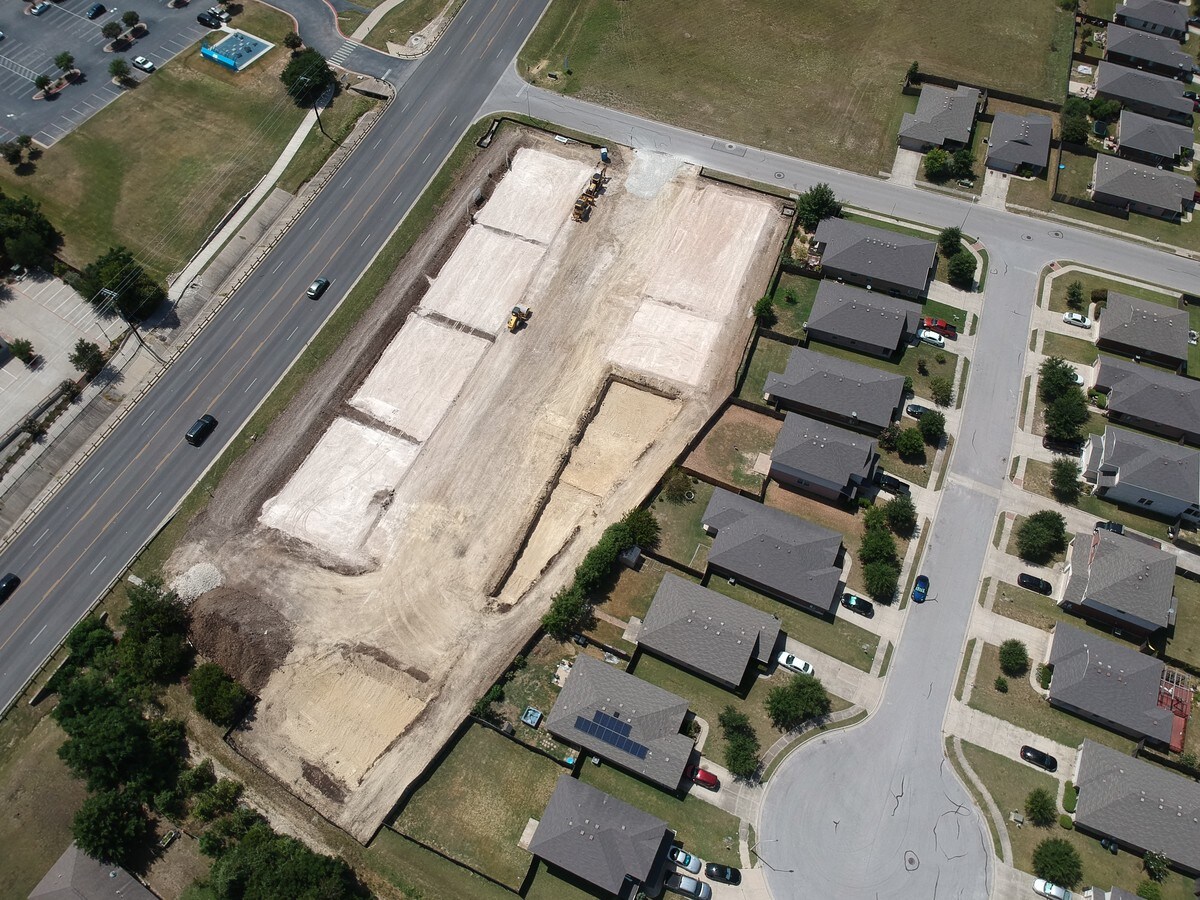 660 S Bagdad Rd, Leander, TX 78641