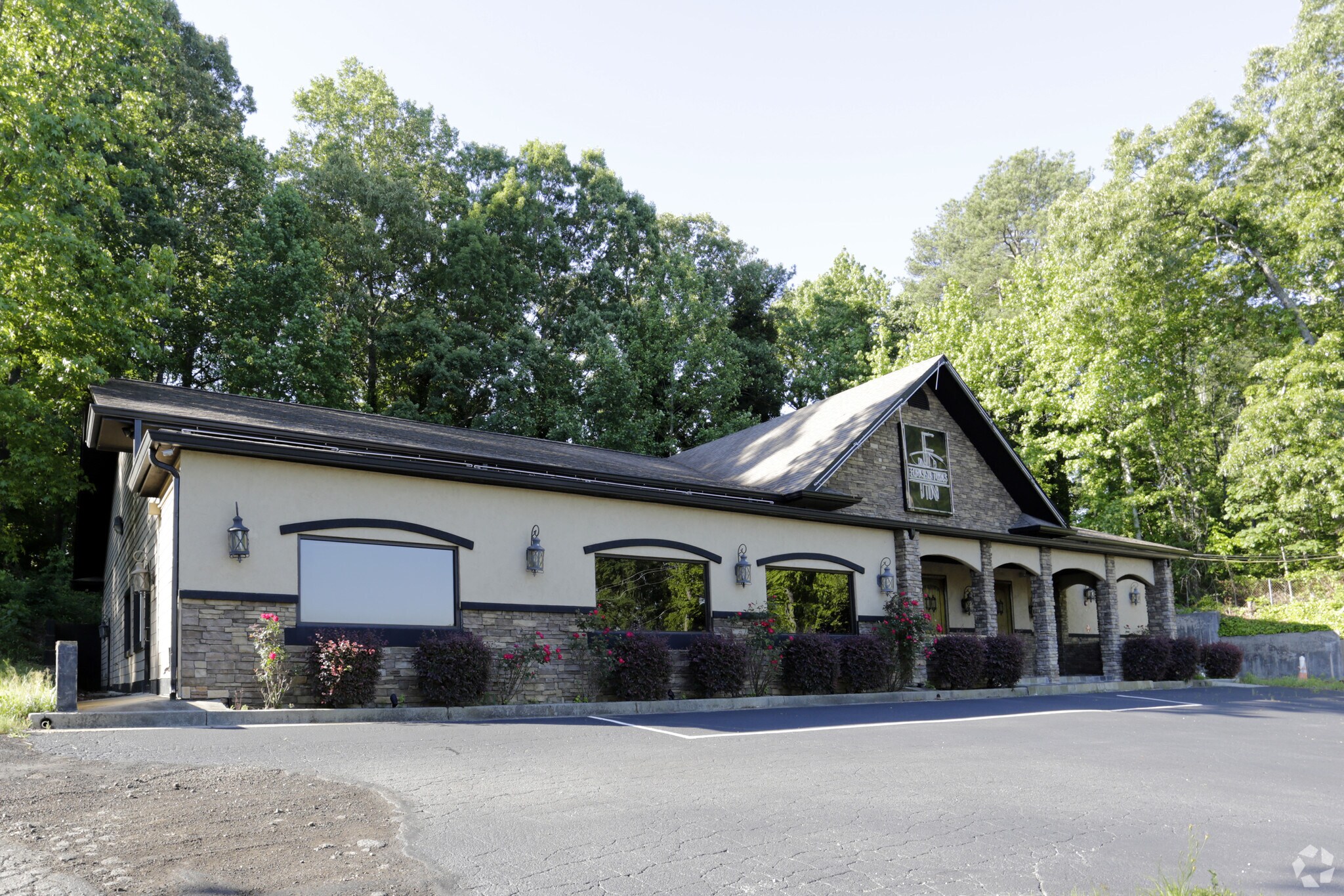 4200 Stone Mountain Hwy, Snellville, GA for sale Primary Photo- Image 1 of 1