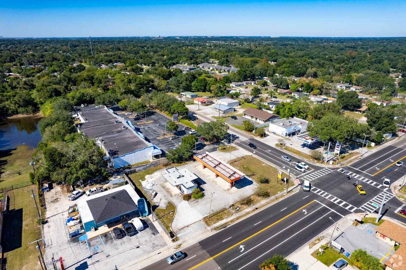 103 W Windhorst Rd, Brandon, FL 33510