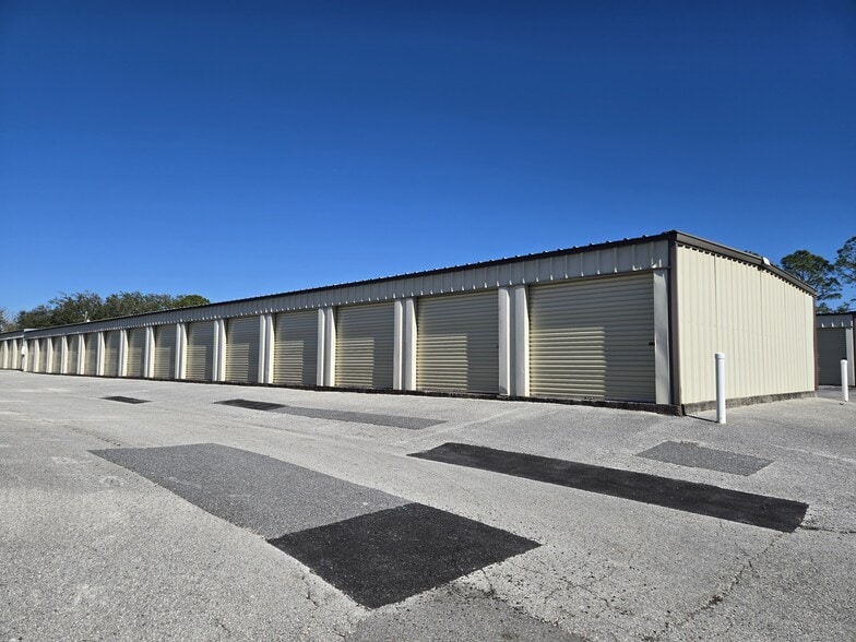 2281 Us Highway 441/27, Fruitland Park, FL for lease - Building Photo - Image 3 of 4