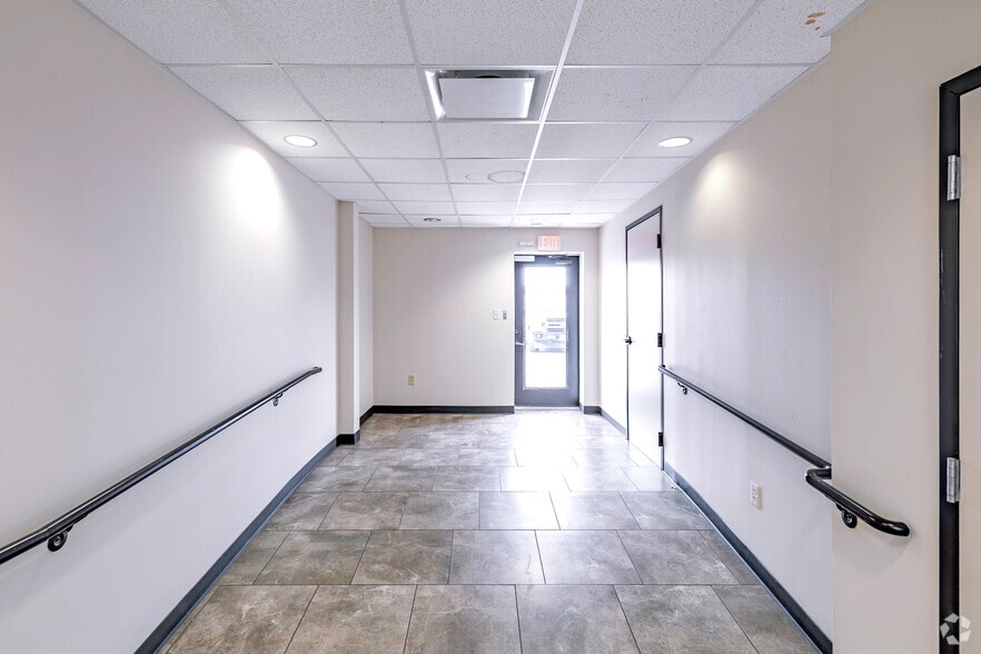 824 Broadway St, San Antonio, TX for sale - Lobby - Image 2 of 18