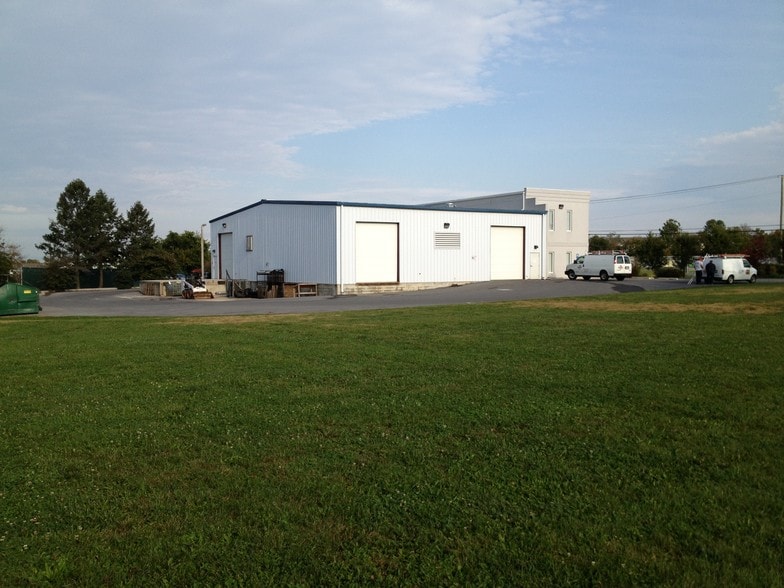 18213 Maugans Ave, Hagerstown, MD for lease - Building Photo - Image 3 of 5