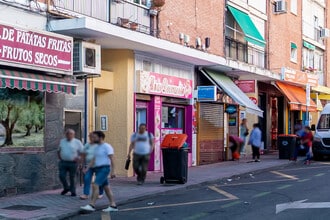 Office/Retail in Madrid, Madrid for lease Interior Photo- Image 2 of 2