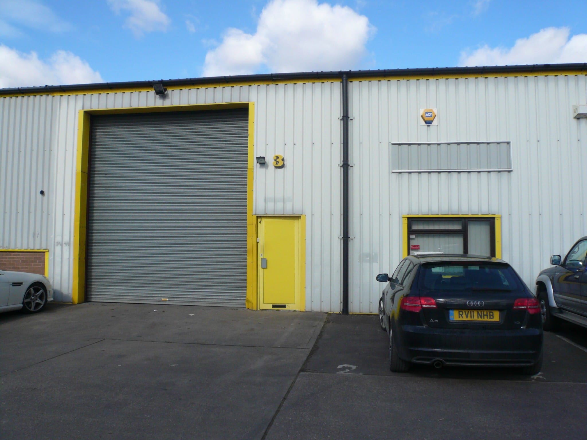 Modular Ct, Wolverhampton for sale Primary Photo- Image 1 of 1