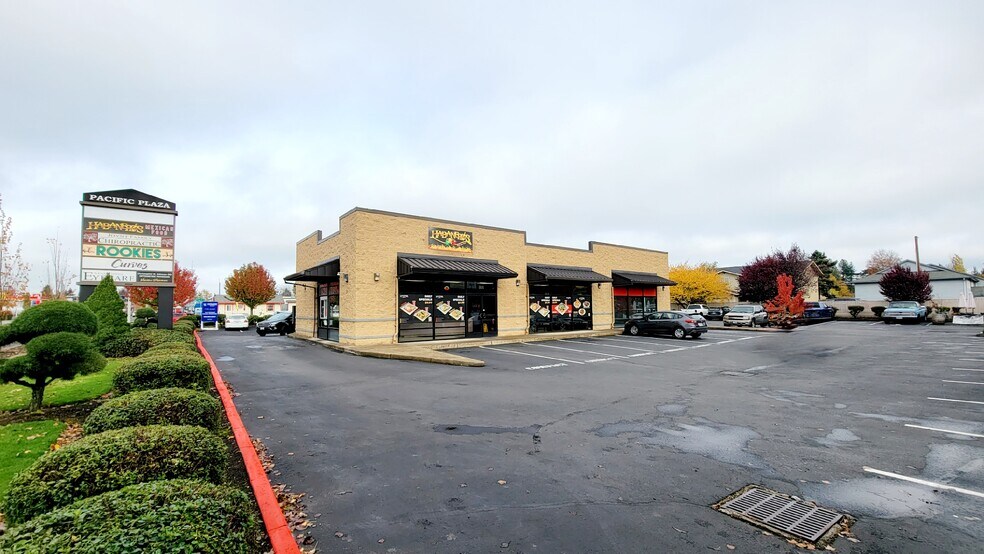 601-617 Clay St E, Monmouth, OR for lease - Building Photo - Image 1 of 5