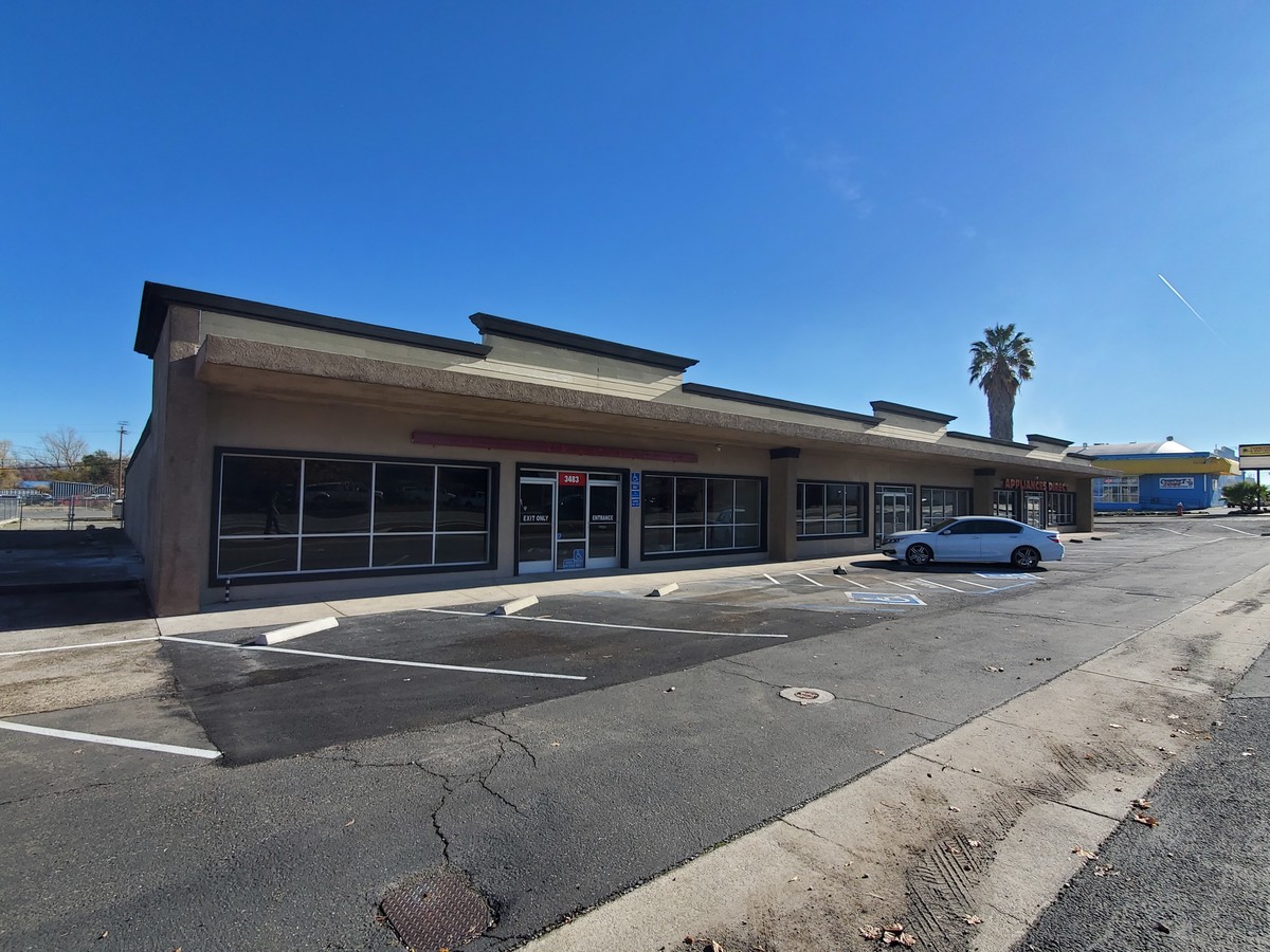 3483-3495 S Market St, Redding, CA 96001 | LoopNet