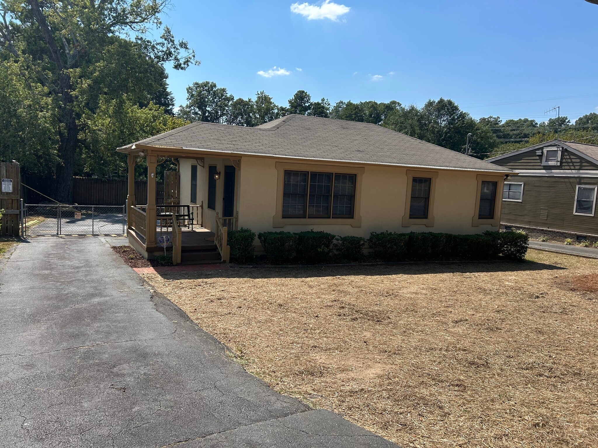 588 NE Seminole Dr, Marietta, GA for lease Building Photo- Image 1 of 8