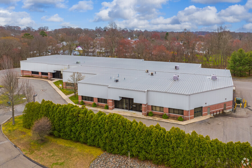 70-76 Robinson Blvd, Orange, CT for lease - Primary Photo - Image 1 of 16