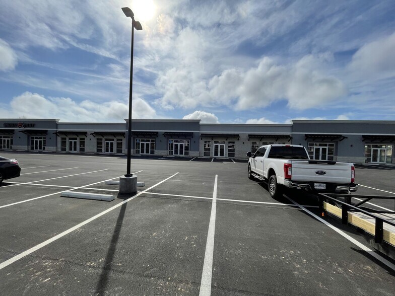 8286 Firetower Rd, Pass Christian, MS for lease - Building Photo - Image 2 of 5