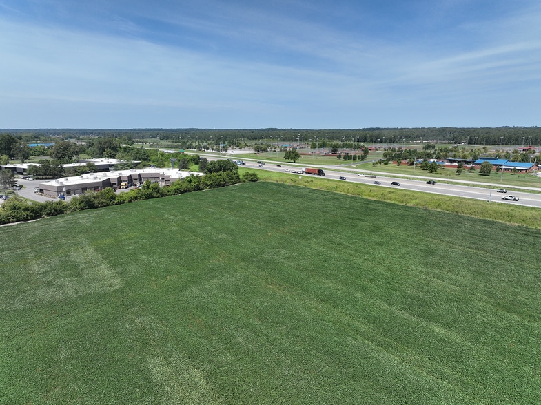 17947 Chesterfield Airport Rd, Chesterfield, MO for sale - Aerial - Image 1 of 8