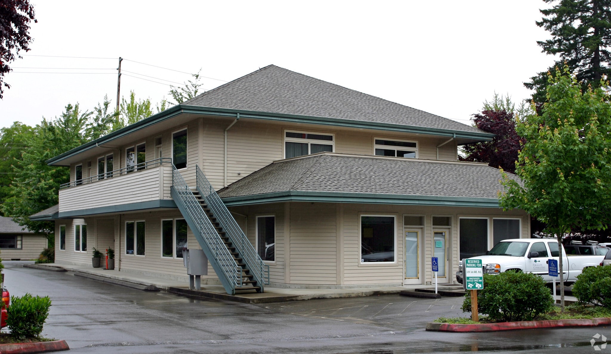320 3rd Ave NE, Issaquah, WA for sale Building Photo- Image 1 of 3