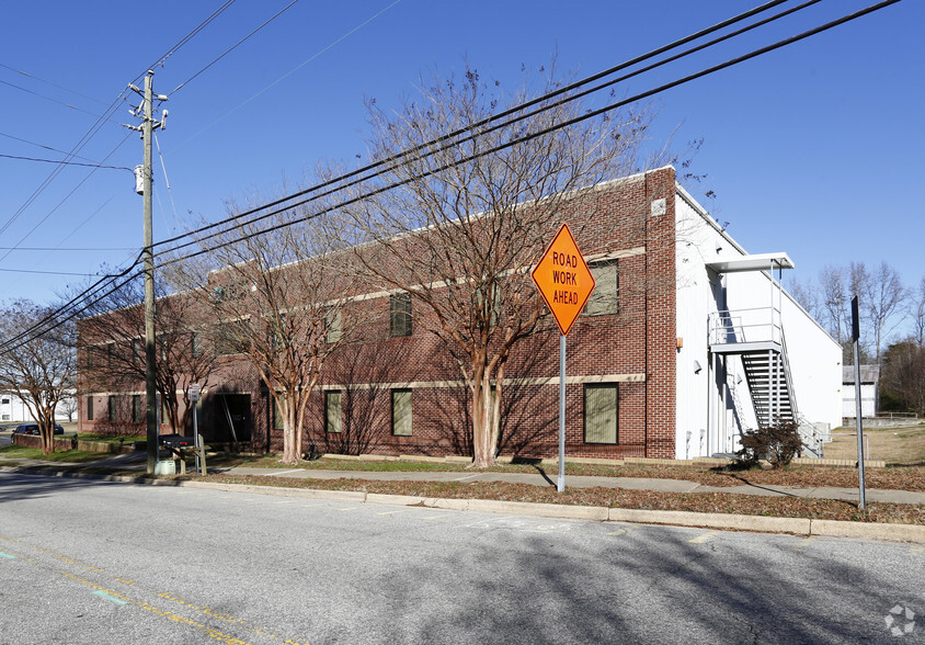 375 E 3rd St, Wendell, NC for sale - Primary Photo - Image 1 of 1