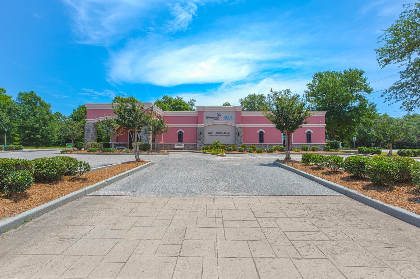 2550 Pass Rd, Biloxi, MS 39531