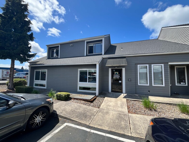 142 Glynbrook St N, Keizer, OR for lease - Building Photo - Image 1 of 22