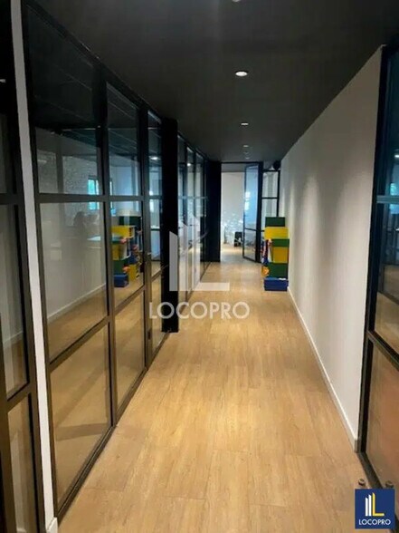 Flex in Puget-sur-Argens for sale - Interior Photo - Image 1 of 5