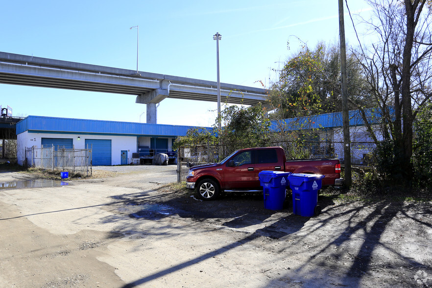 1 Simons St, Charleston, SC for lease - Primary Photo - Image 1 of 19