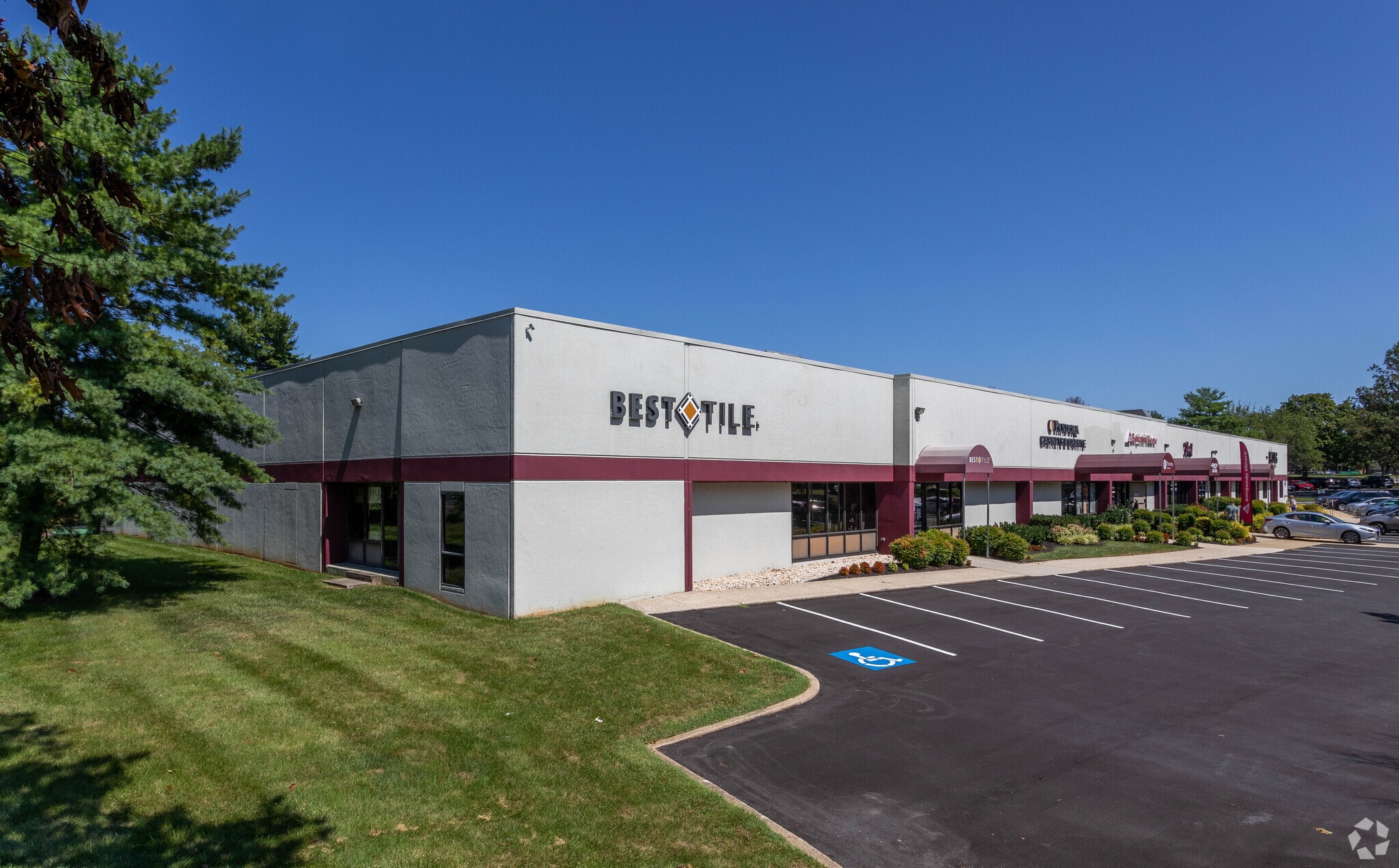 6822 Oak Hall Ln, Columbia, MD for lease Primary Photo- Image 1 of 7